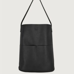 OAK + FORT | Black Leather Shoulder Bag